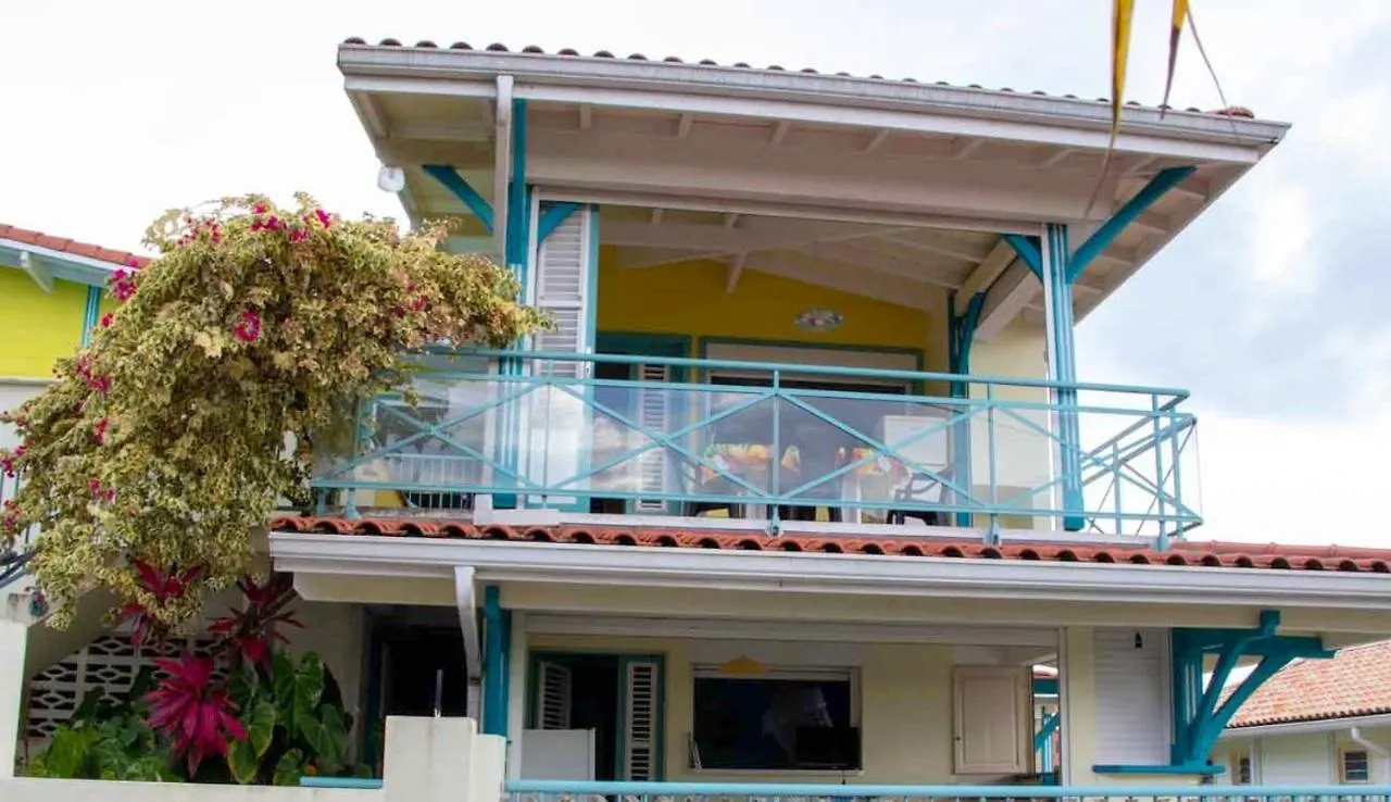 Appartement Les marches de Paulina à Sainte-Luce 0*,  Martinique